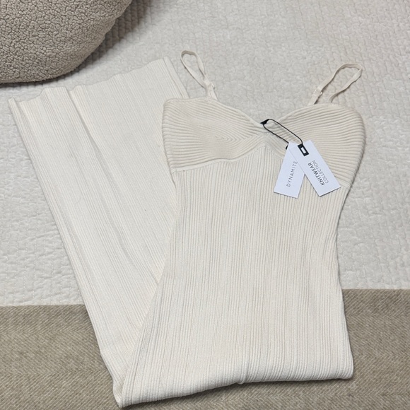 Dynamite Other - DYNAMITE RIBBED KNIT DRESS